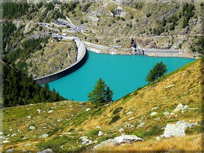 foto Laghi di Livournea e di Place Moulin